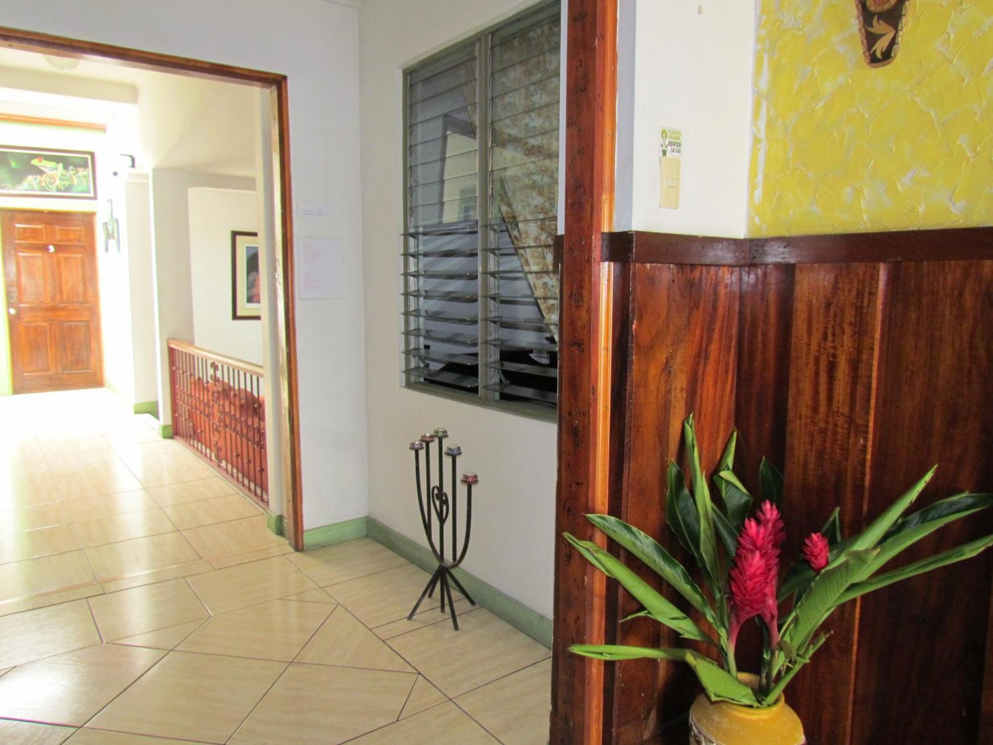Hostel Shakti Сан-Хосе Экстерьер фото