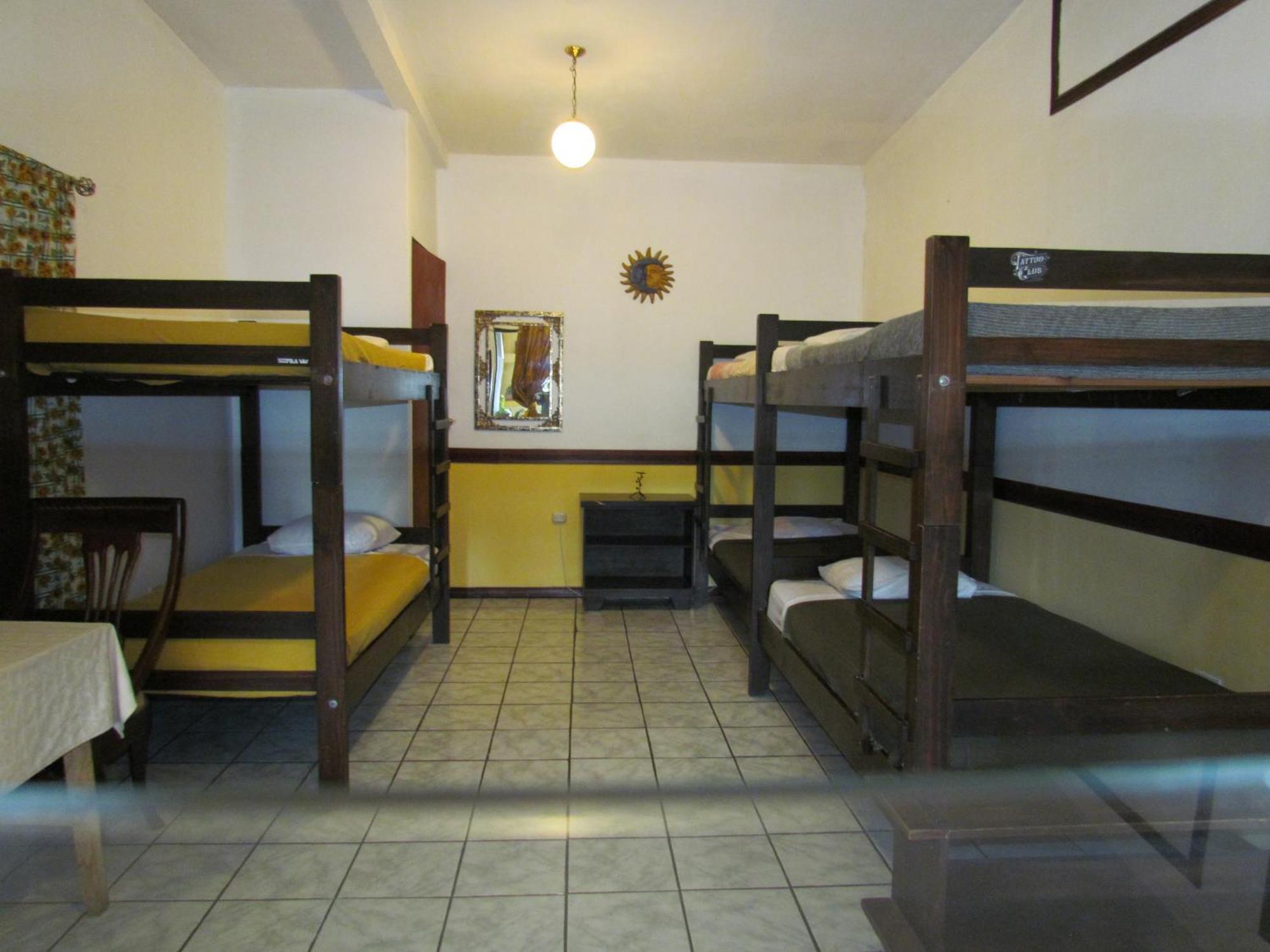 Hostel Shakti Сан-Хосе Номер фото