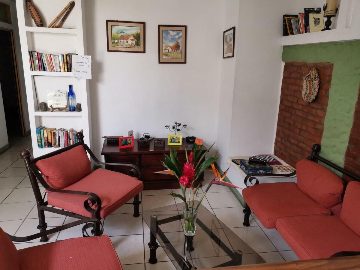 Hostel Shakti Сан-Хосе Экстерьер фото